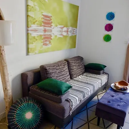 Beach, Wine, Dining, Sports, Summer, Winter Apartment *